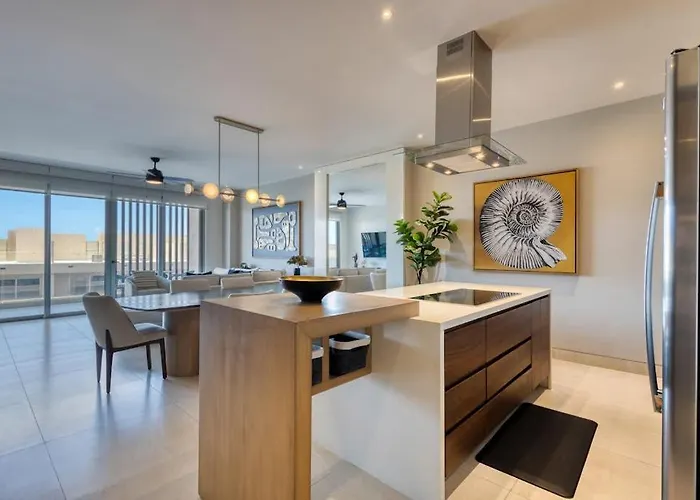 Elegant With Heated Pool, Pickleball, Gym & Garden Views