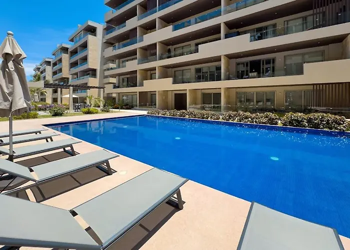 Сasa de vacaciones Elegant With Heated Pool, Pickleball, Gym & Garden Views Cabo San Lucas